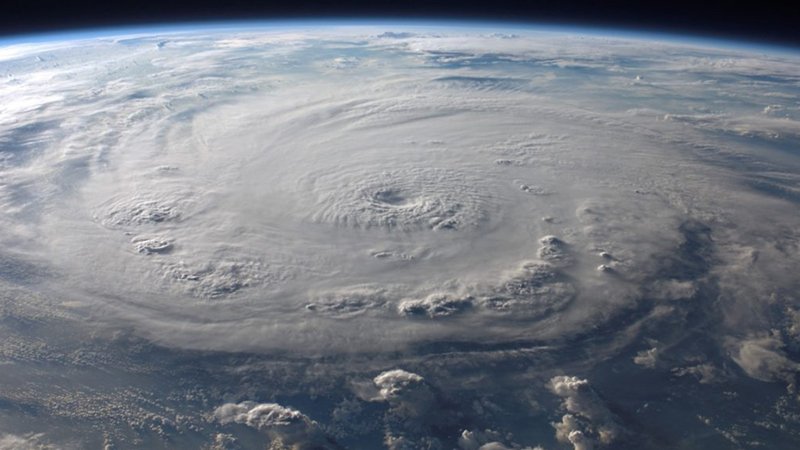 How Much Do Hurricanes Hurt the Economy? 1